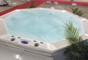 Spa jacuzzi gigante AR-005